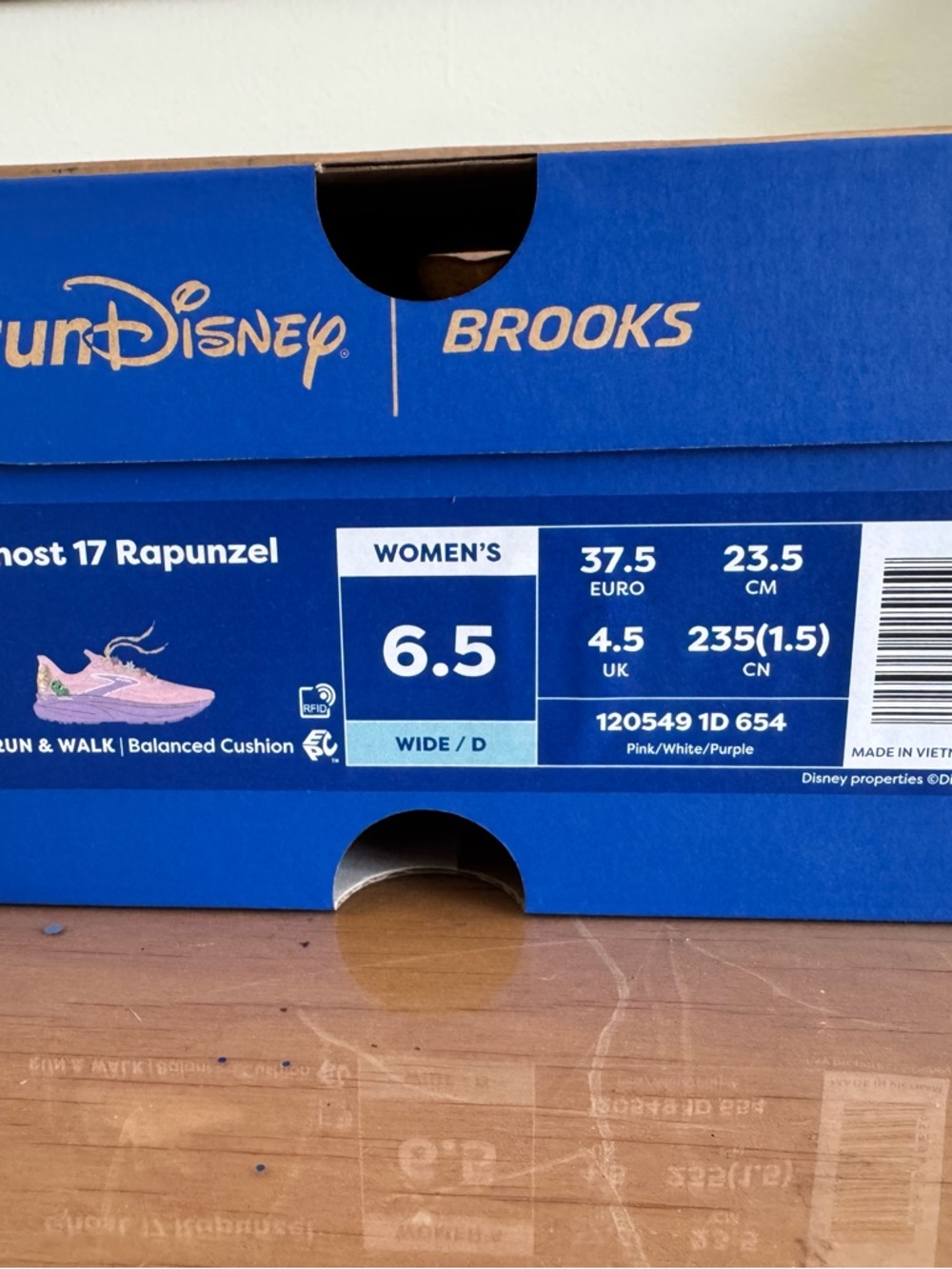 Brooks RunDisney Rapunzel 6.5 Wide - New in Box - Picture 2 of 5